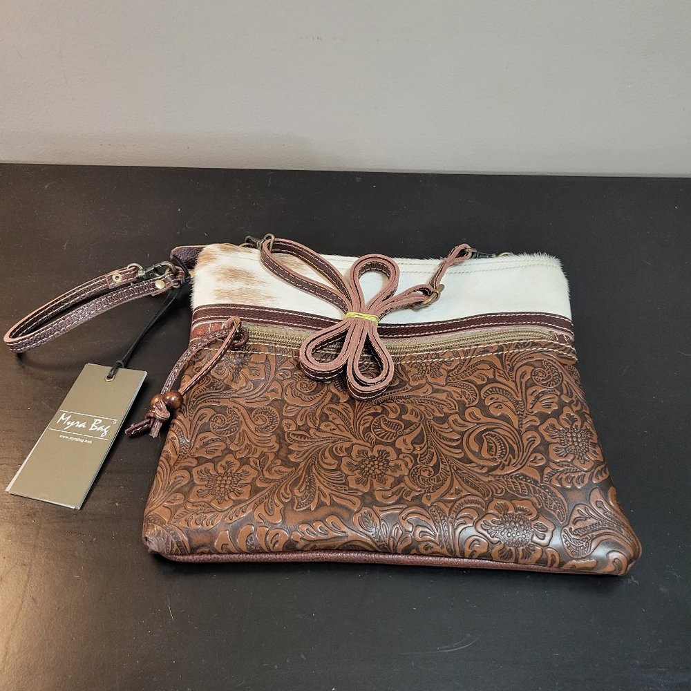 ***ONLY ONE LEFT***   MYRA HAIRON & LEATHER HALCYON BAG